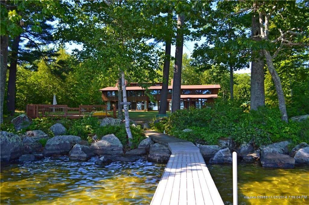 Lakefront Homes
